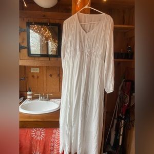 White maxi dress